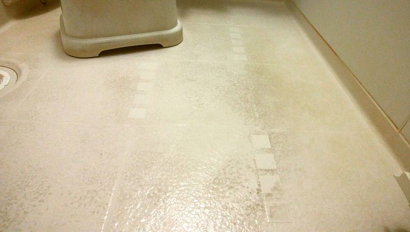 お風呂の床の黒ずみよごれの掃除方法
